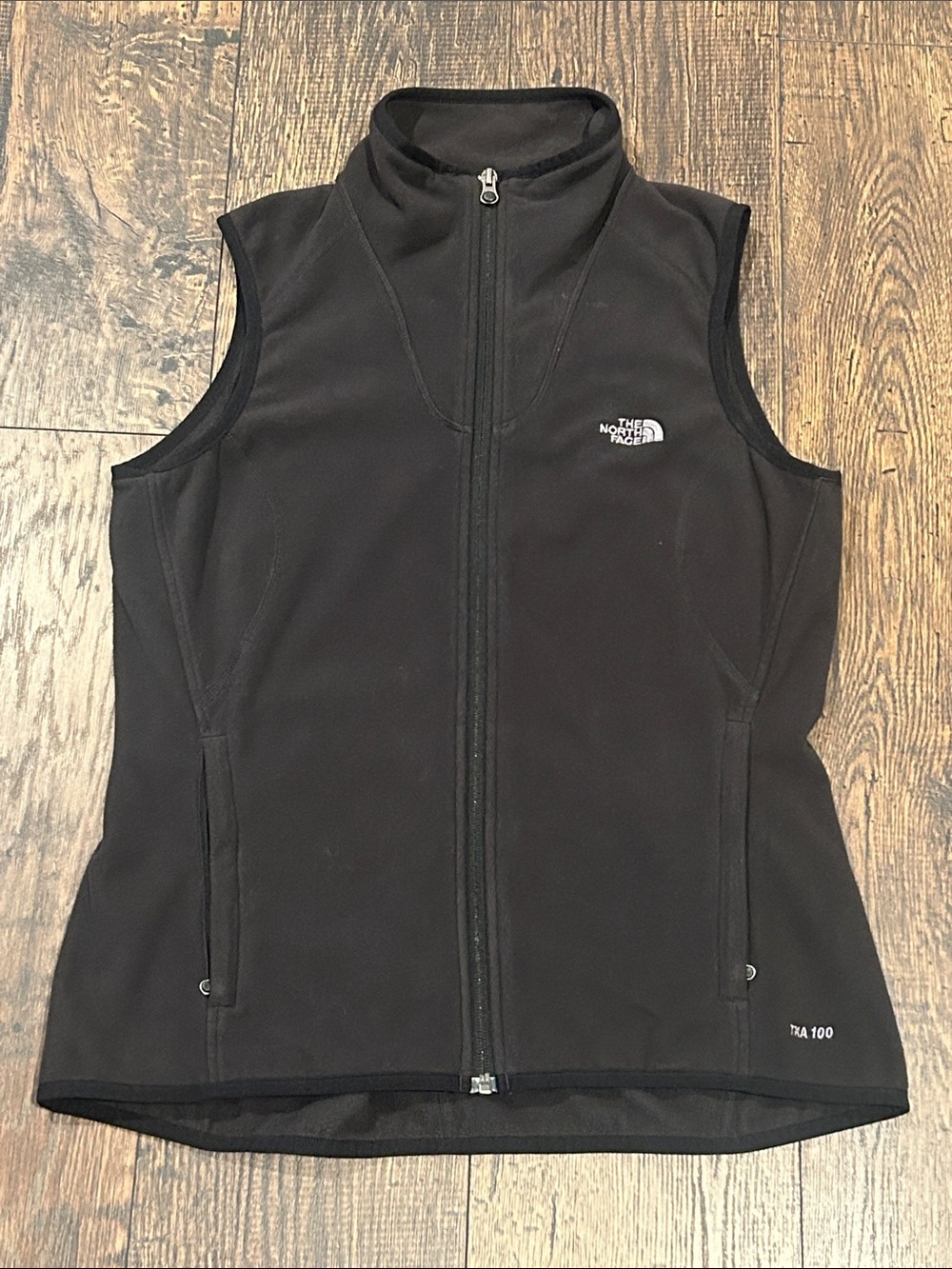 The North Face Black Women's Full-Zip Fleece TKA 100 Vest